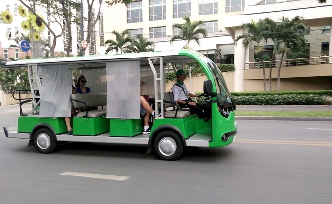 Đề xuất 70 xe điện chở khách tham quan TP HCM